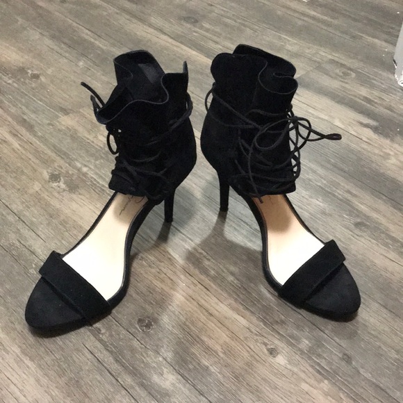 Black suede heels - Picture 1 of 6